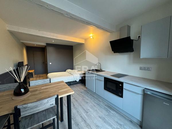 Studio de charme meublé en location au coeur du centre-ville de Dieppe.