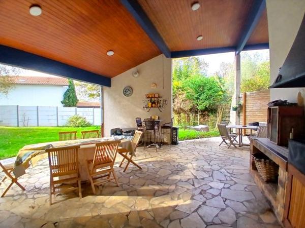Maison Anglet 384 m²