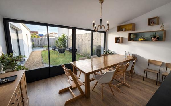 Maison à vendre    5 pièces • 119 m2 La Rochelle