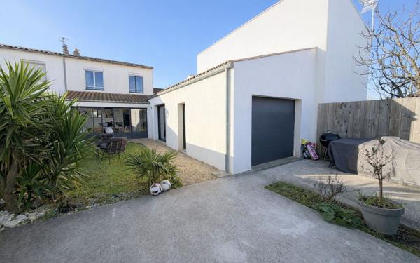 Maison à vendre    5 pièces • 119 m2 La Rochelle