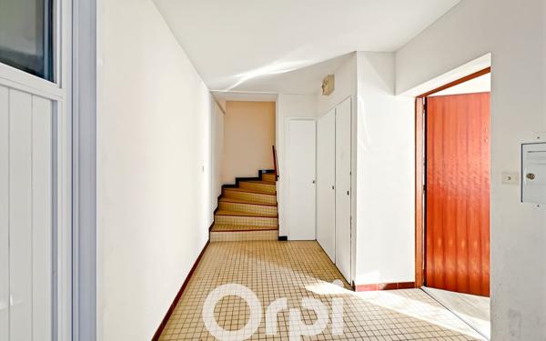 Immeuble à vendre    2 pièces •  La Roche-sur-Yon