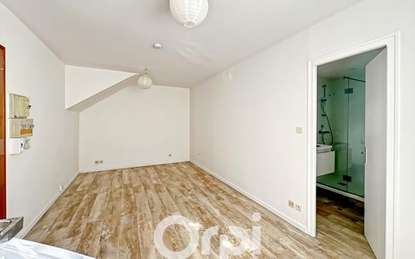 Immeuble à vendre    2 pièces •  La Roche-sur-Yon