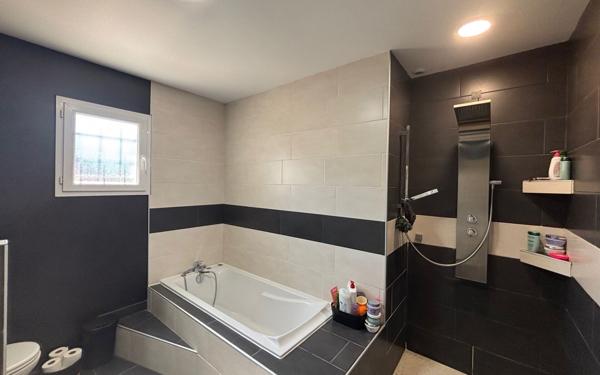 Maison à vendre    4 pièces • 98 m2 Trévoux