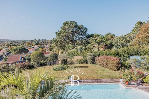 Arcachon, Villa 4 Chambres -  252 m² à vendre