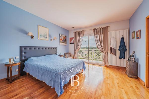 Arcachon, Villa 4 Chambres -  252 m² à vendre