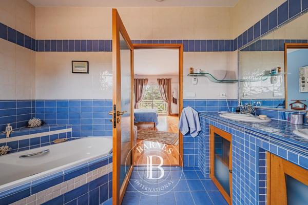 Arcachon, Villa 4 Chambres -  252 m² à vendre