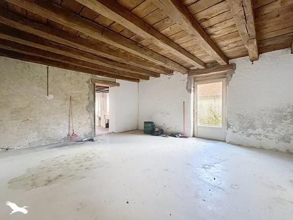 Maison à vendre 45 000 € Saint-Amand-Montrond 3 p 116 m² DPE F