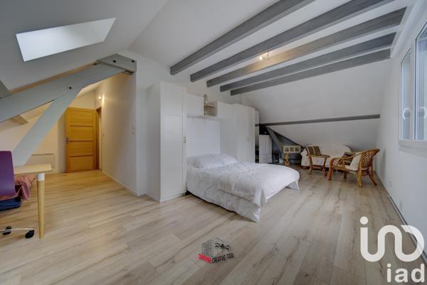 Pavillon 8 pièces de 221 m² à Verdun (55100)