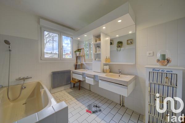 Pavillon 8 pièces de 221 m² à Verdun (55100)