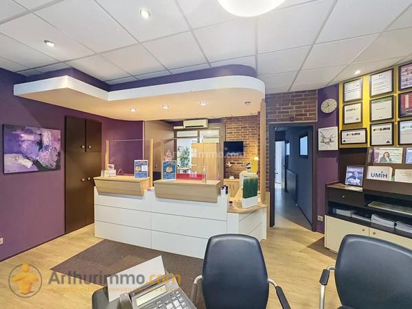 Vente                                                      Local commercial
                        
                     6 pièces                      149 m2                     à Reims