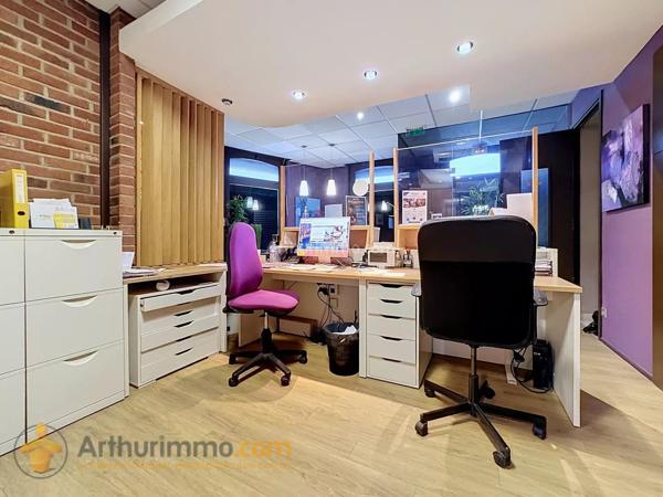 Vente                                                      Local commercial
                        
                     6 pièces                      149 m2                     à Reims