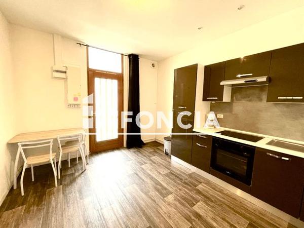 Location Studio 27.14 m² - 64 RUE AUGUSTE MICON Roanne 42300