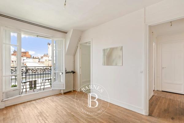 Paris 18ème, Appartement  26 m² à vendre