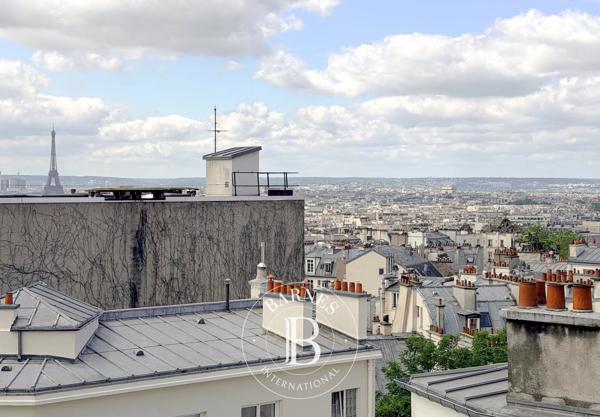 Paris 18ème, Appartement  26 m² à vendre