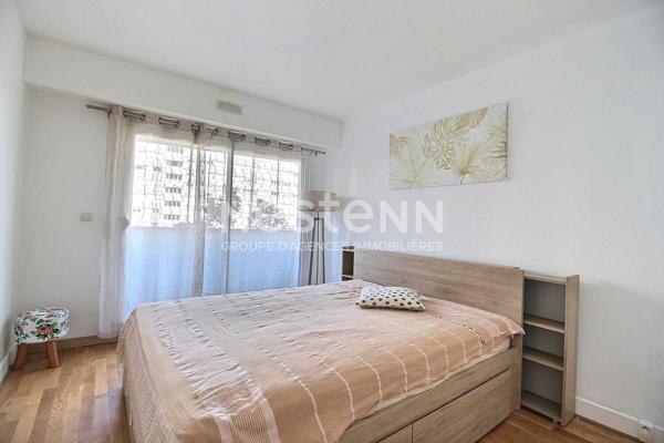 Appartement Meublé à Courbevoie 2 pièces 54.63 m2