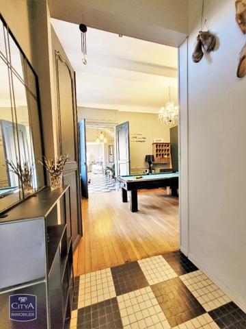 Maison à vendre 10 pièces 280m² Cambrai (59400)