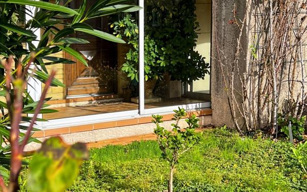 Maison à vendre    4 pièces •  Venelles