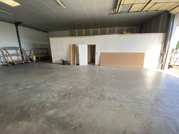 Local d'activité Chalonnes Sur Loire 216 m2