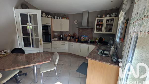 Maison à vendre 5 pièces 146 m² Léognan