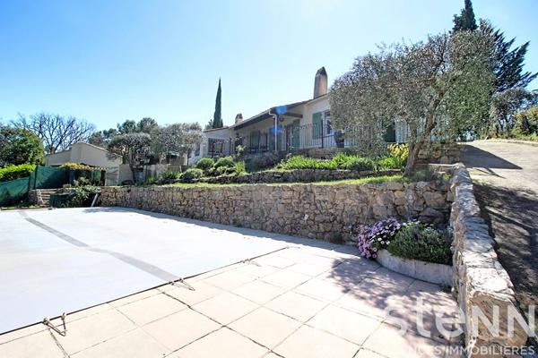 A VENDRE FLAYOSC Maison 3 chambres PISCINE terrain de 2783 m²