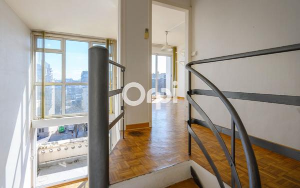 Appartement à vendre    3 pièces • 76,38 m2 Valenciennes