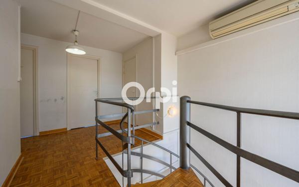 Appartement à vendre    3 pièces • 76,38 m2 Valenciennes