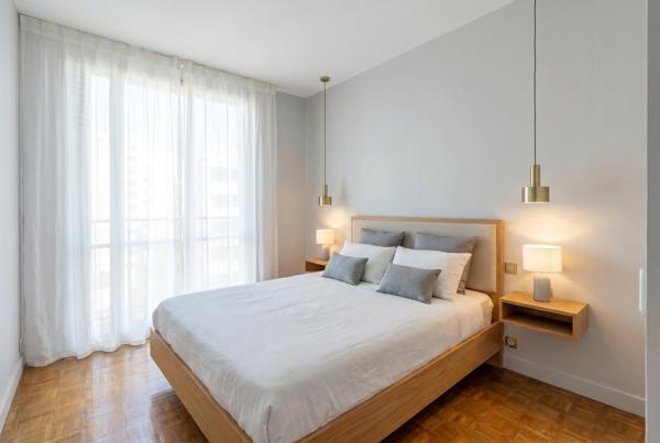 Appartement
         4 pièces
        - 79 m² 685 000 € *