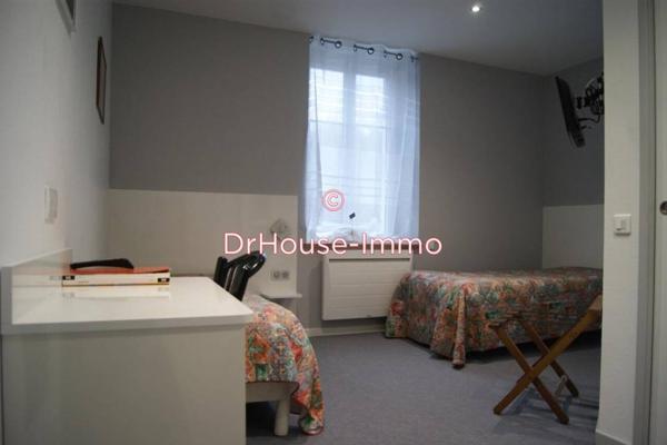 Commerce à vendre 20 pièces de 500 m²