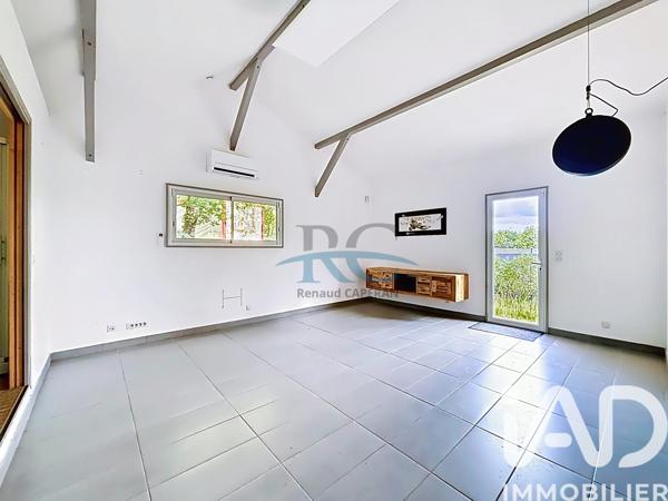 Immeuble à vendre 70 m² Vacquiers