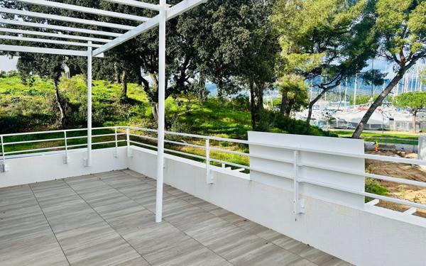 Maison à vendre    5 pièces • 119,67 m2 La Seyne-sur-Mer