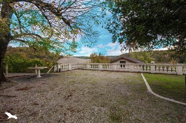 Maison à vendre |  Tocane-Saint-Apre |  6 pièces | 130 m²