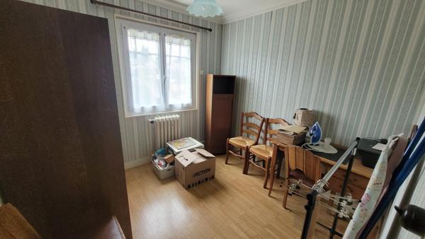 Pavillon 63 m2 avec 2 chambres et un bureau, séjour lumineux