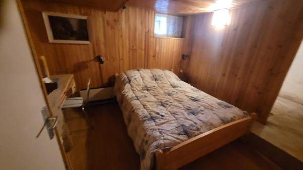 Pavillon 63 m2 avec 2 chambres et un bureau, séjour lumineux