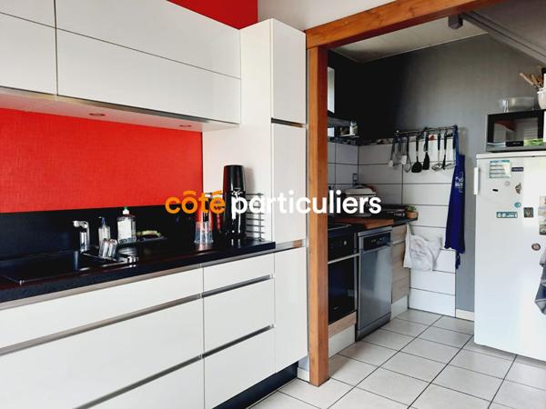 Vente Maison80 m² - 5 Pièces - MONTMARTIN SUR MER (50590)