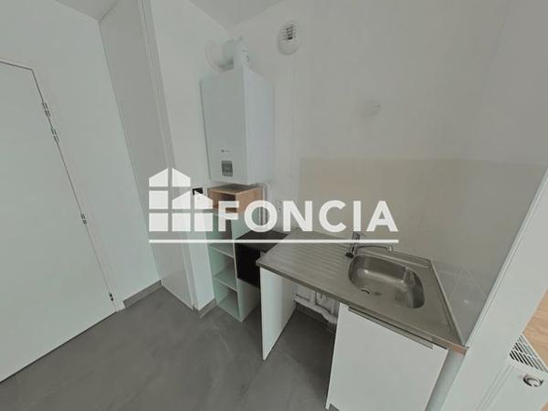 Location Studio 33 m² - Saint-ouen-sur-seine 93400