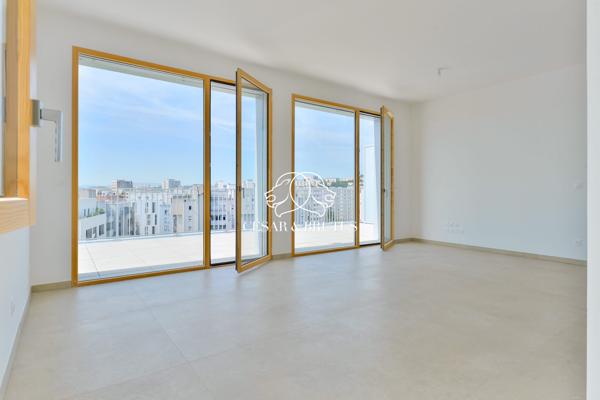 Lyon 7 – Appaetement de 107,50 m² – 4 chambres – terrasse – garage
