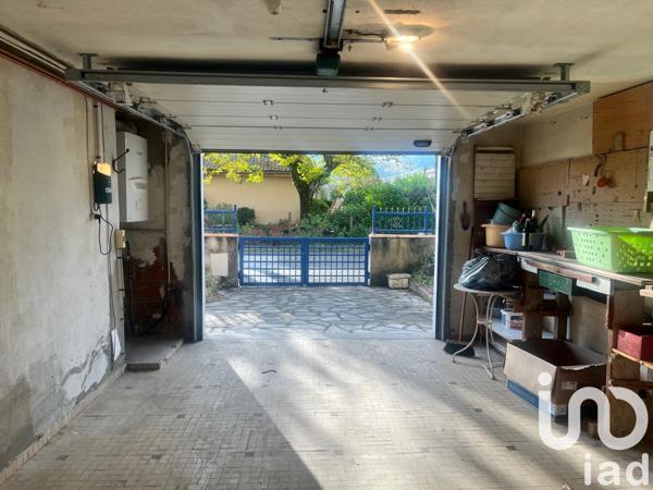 Maison 9 pièces de 199 m² à Gaillac (81600)