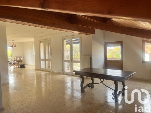 Maison 9 pièces de 199 m² à Gaillac (81600)