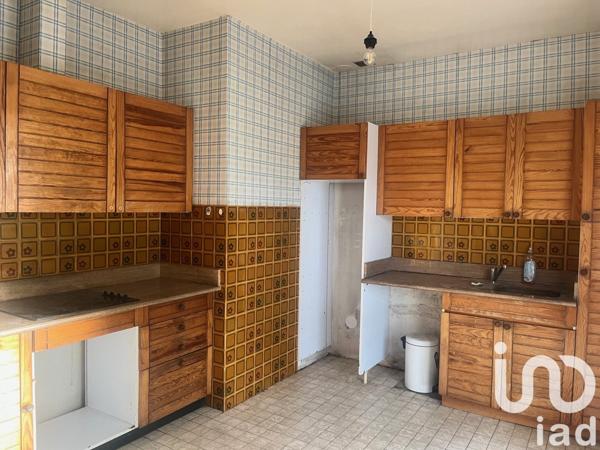 Maison 9 pièces de 199 m² à Gaillac (81600)