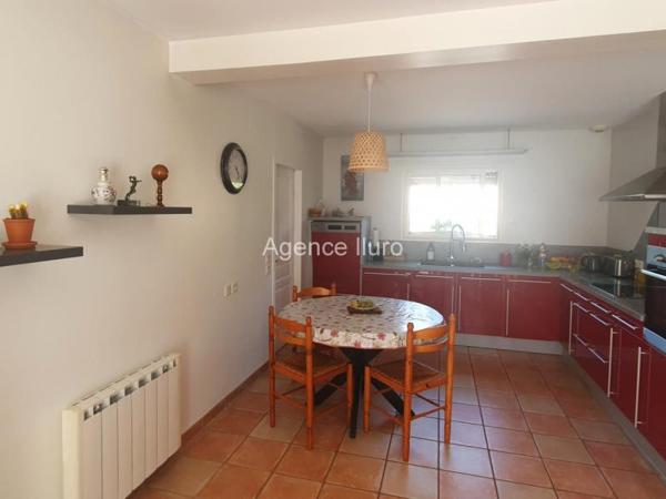 Maison - Proximite oloron-sainte-marie - Réf.:205438 PROXIMITE IMMEDIATE D'OLORON - BELLE VILLA 4 CHS EN PARFAIT ETAT