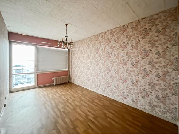 Appartement Melun 3 pièce(s) avec balcon et cave