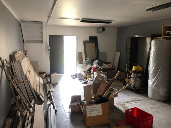 Atelier - 112 m² centre ville €420 000 ** - Référence 13465
