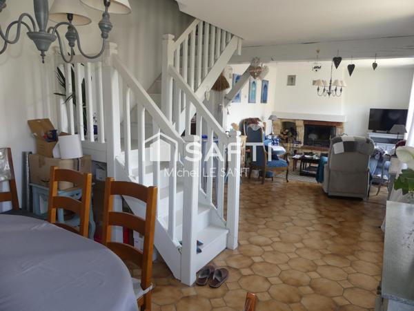 Maison familiale avec sous-sol total.