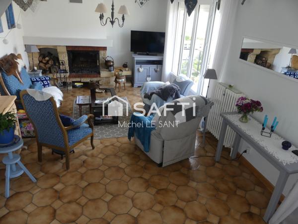 Maison familiale avec sous-sol total.