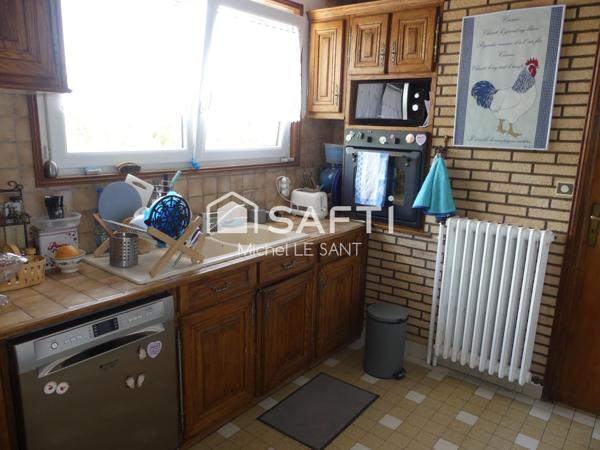 Maison familiale avec sous-sol total.