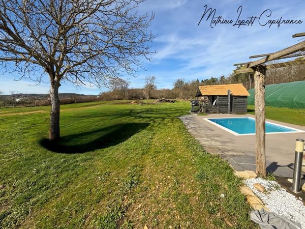 Dpt Dordogne (24), à vendre maison P5 - Terrain de 4321 M²– campagne d’Antonne-et-Trigonant – 120 m²