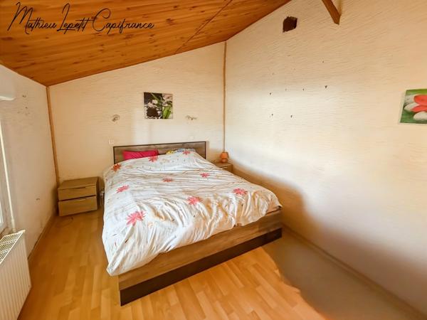 Dpt Dordogne (24), à vendre maison P5 - Terrain de 4321 M²– campagne d’Antonne-et-Trigonant – 120 m²