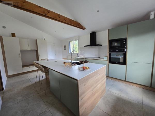 Maison à vendre à Caro dans le Morbihan (56140), ref : 56049-745