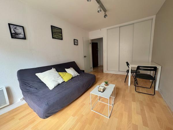 Studio 1 pièce(s) 26.5 m²