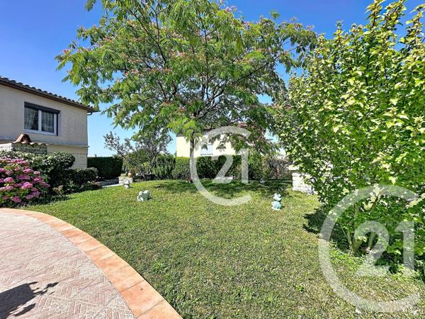 Maison à vendre  4 pièces - 102 m 2   COGNAC  - 16